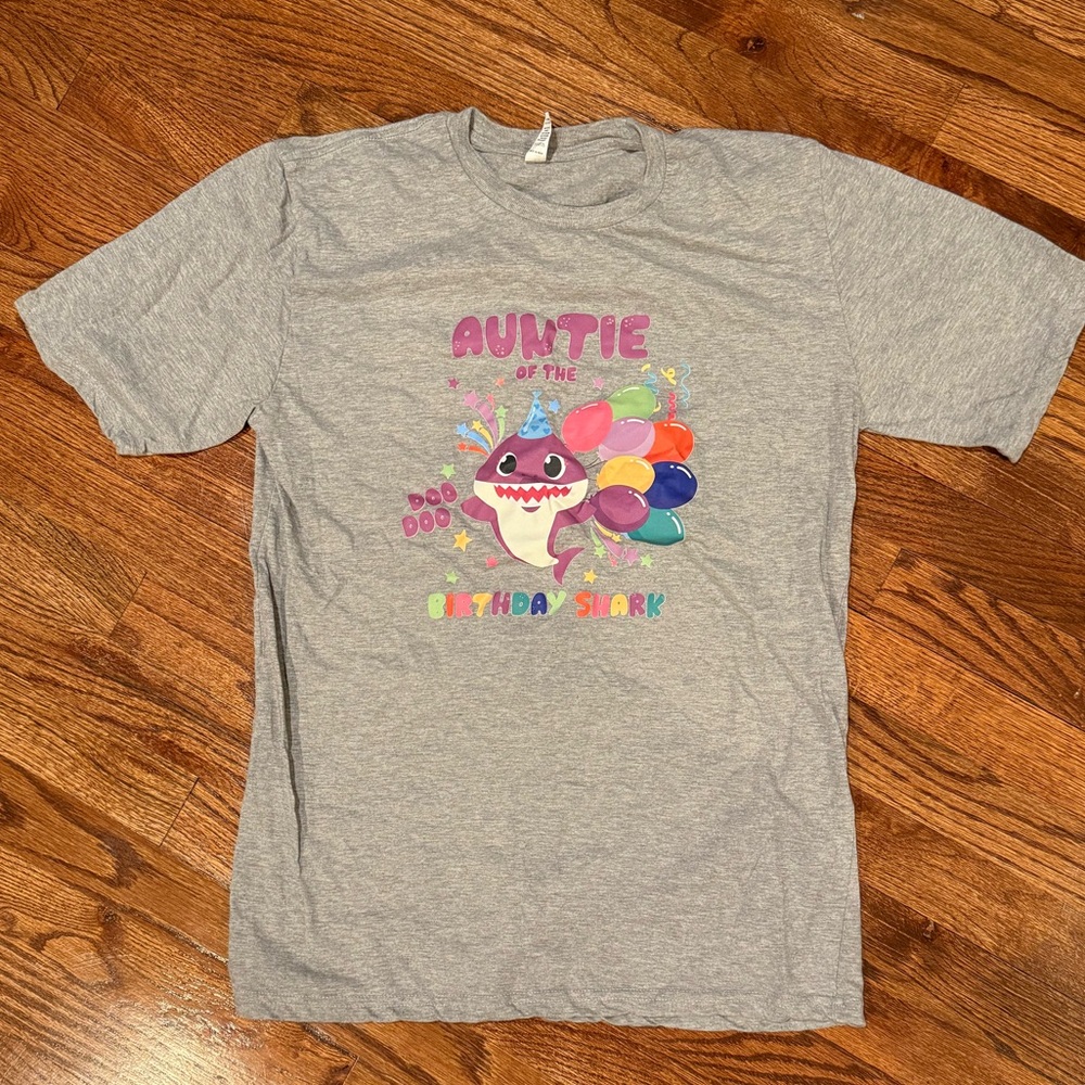 Auntie of the birthday shark t shirt